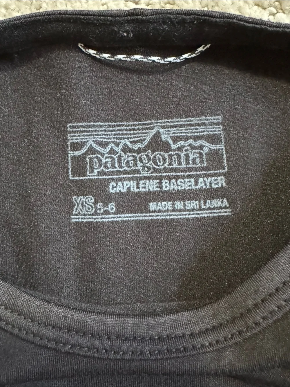 Patagonia Kid's Long Sleeve Capilene Shirt Baselayer Size XS 5/6 Black